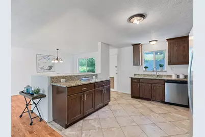 2990 E 3900 S, Holladay, UT 84124 - Photo 7
