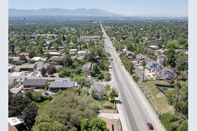 2990 E 3900 S, Holladay, UT 84124 - Photo 23