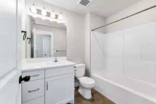 1464 W 2055 S, Logan, UT 84339 - Photo 23