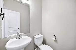 1464 W 2055 S, Logan, UT 84339 - Photo 17