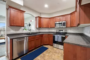 157 W Springview Dr N, Saratoga Springs, UT 84045 - Photo 5