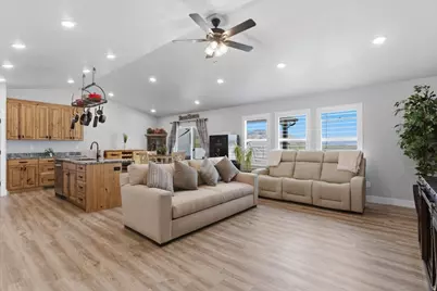 8924 W 26000 N, Portage, UT 84331 - Photo 5