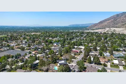 3545 E Avondale Dr, Cottonwood Heights, UT 84121 - Photo 51