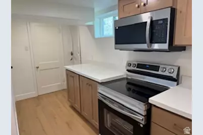 263 E Center St, Spanish Fork, UT 84660 - Photo 11