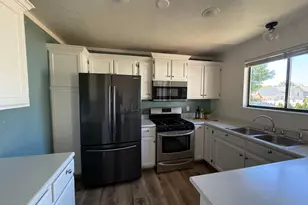 348 W 1570 N, Pleasant Grove, UT 84062 - Photo 7