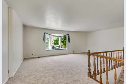 653 W 3400 S, Bountiful, UT 84010 - Photo 5