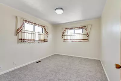 653 W 3400 S, Bountiful, UT 84010 - Photo 15