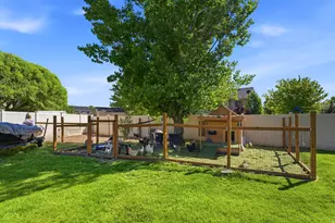 257 E 1100 N, Harrisville, UT 84404 - Photo 35