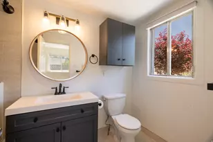 526 N 800 W, Salt Lake City, UT 84116 - Photo 21