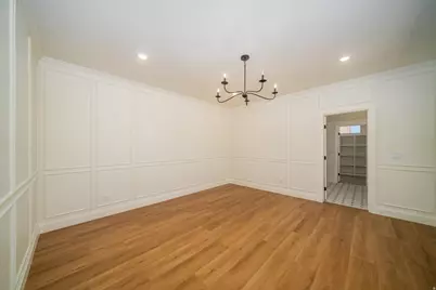 881 E 100 N, Hyde Park, UT 84318 - Photo 17