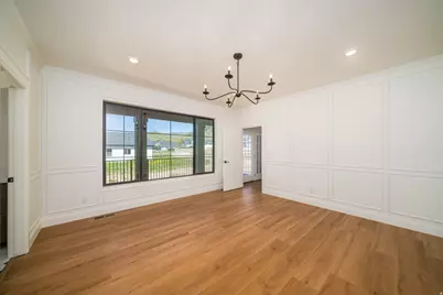 881 E 100 N, Hyde Park, UT 84318 - Photo 19