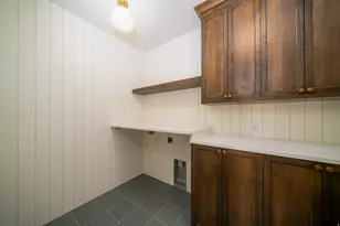 881 E 100 N, Hyde Park, UT 84318 - Photo 27