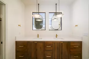 881 E 100 N, Hyde Park, UT 84318 - Photo 21