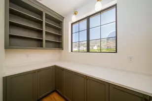 881 E 100 N, Hyde Park, UT 84318 - Photo 13