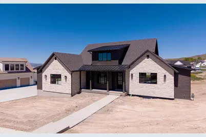 881 E 100 N, Hyde Park, UT 84318 - Photo 1