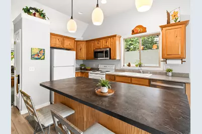 148 E Station St, Sandy, UT 84070 - Photo 3