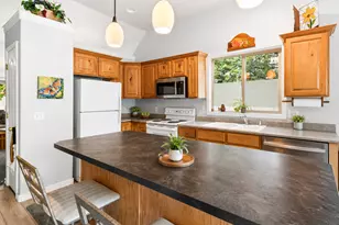 148 E Station St, Sandy, UT 84070 - Photo 3