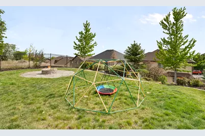 4404 N Foxtrail Dr, Lehi, UT 84043 - Photo 27