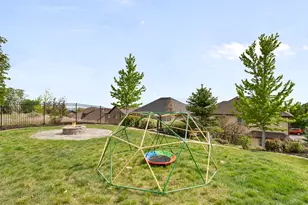 4404 N Foxtrail Dr, Lehi, UT 84043 - Photo 31