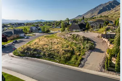 669 E 680 N #14, Lindon, UT 84042 - Photo 1