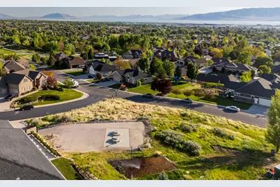 669 E 680 N #14, Lindon, UT 84042 - Photo 7