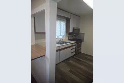 916 W 300 N, Salt Lake City, UT 84116 - Photo 9
