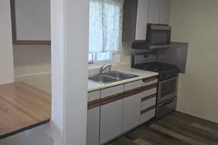 916 W 300 N, Salt Lake City, UT 84116 - Photo 9