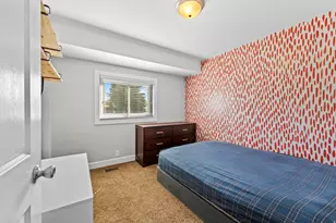 2546 W Kamas Dr, Taylorsville, UT 84129 - Photo 13