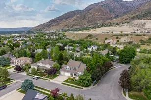 6927 S Vista Grande Dr, Cottonwood Heights, UT 84121 - Photo 91
