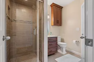 6927 S Vista Grande Dr, Cottonwood Heights, UT 84121 - Photo 35