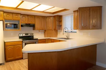 895 E Quail Valley Dr, Provo, UT 84604 - Photo 13