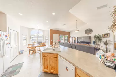 1125 W 3090 S, Syracuse, UT 84075 - Photo 17