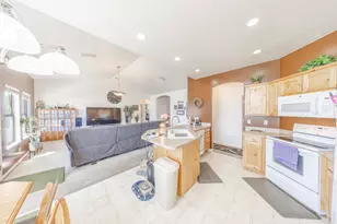 1125 W 3090 S, Syracuse, UT 84075 - Photo 17