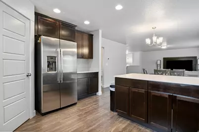 7761 W Mount Elinor Rd, Magna, UT 84044 - Photo 11