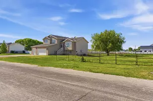 5144 W 4525 S, Hooper, UT 84315 - Photo 5