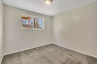 14 E 250 N, North Salt Lake, UT 84054 - Photo 11