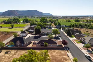 818 S Peartree, Kanab, UT 84741 - Photo 47