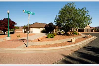 818 S Peartree, Kanab, UT 84741 - Photo 43