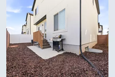 423 E 360 N, Vineyard, UT 84059 - Photo 29