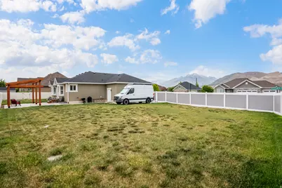 15804 S Packsaddle Dr W, Bluffdale, UT 84065 - Photo 3