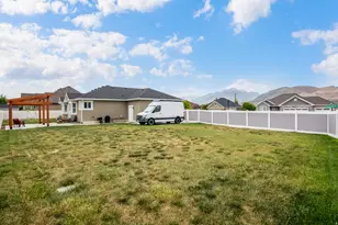 15804 S Packsaddle Dr W, Bluffdale, UT 84065 - Photo 3