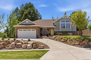 3865 River Valley Dr, Riverdale, UT 84405 - Photo 3