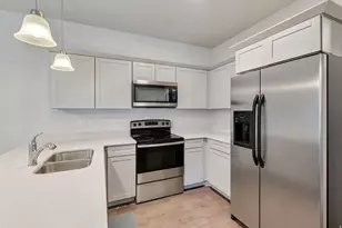 3667 W Canyon Falls Dr, Lehi, UT 84043 - Photo 7
