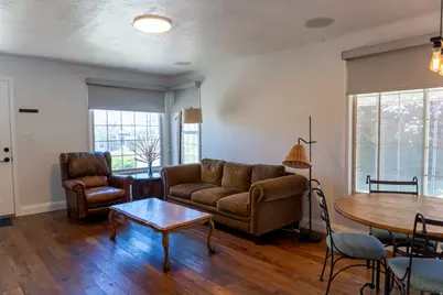 4505 S Holladay Cir E, Holladay, UT 84117 - Photo 5