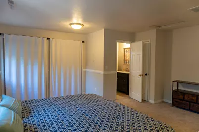 4505 S Holladay Cir E, Holladay, UT 84117 - Photo 15