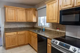 4505 S Holladay Cir E, Holladay, UT 84117 - Photo 5