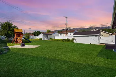 247 E 100 N, Kaysville, UT 84037 - Photo 31