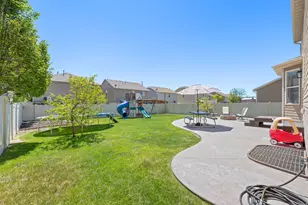 2112 E Cassidy Way, Eagle Mountain, UT 84005 - Photo 39