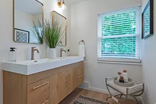 2580 E 2100 S, Salt Lake City, UT 84109 - Photo 23