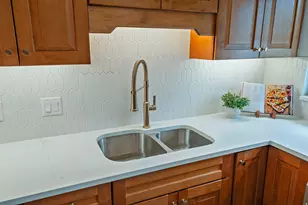 2580 E 2100 S, Salt Lake City, UT 84109 - Photo 15